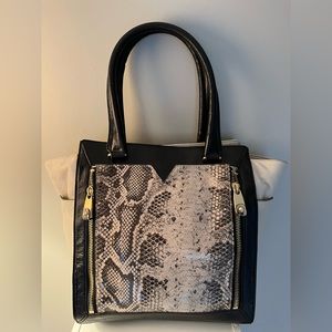 Leather Vince Camuto Tote